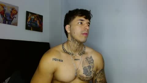Snapshot of darius_phoenix chatting on 05.18.26 Darius Phoenix online show from 05.18.26