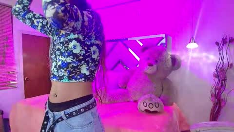 dark_dominika online show from 12.20.25