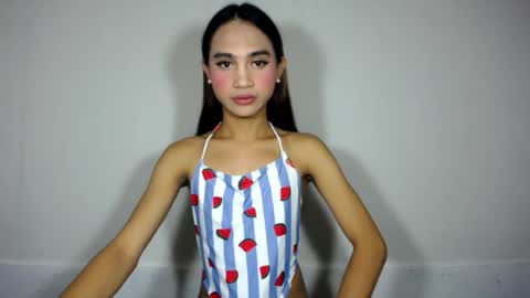 Snapshot of dark_hurohuro19 chatting on 07.24.26 LIANNA online show from 07.24.26