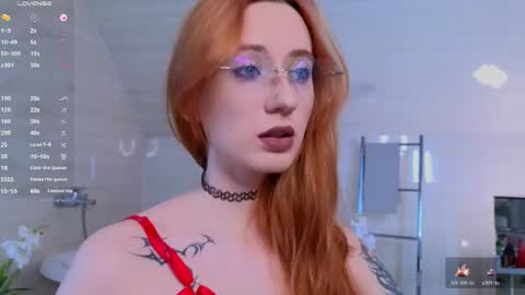 Snapshot of dark_lola_ chatting on 04.24.26 Lola online show from 04.24.26