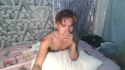 Snapshot of dark_lustxox chatting on 03.18.26 dark_lustxox online show from 03.18.26
