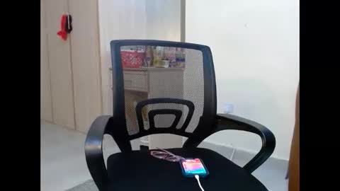 dark_qween online show from 03.08.25