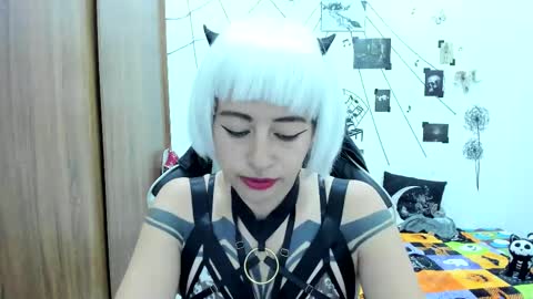 Snapshot of darkkittenuwu chatting on 03.09.25 Hi Im Yuri independent modelhelp me get my 111 hands upuwu online show from 03.09.25