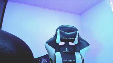 Snapshot of darkkittenuwu chatting on 02.28.26 Hi Im Yuri independent modelhelp me get my 111 hands upuwu online show from 02.28.26