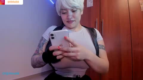 Snapshot of darknes_lilith18 chatting on 02.07.25 darknes_lilith18 online show from 02.07.25