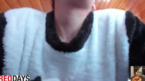 Snapshot of darkness_joones chatting on 12.16.25 Darkness online show from 12.16.25