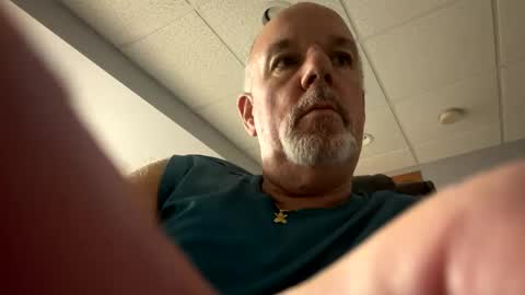 Snapshot of darknite083072 chatting on 09.13.25 darknite083072 online show from 09.13.25