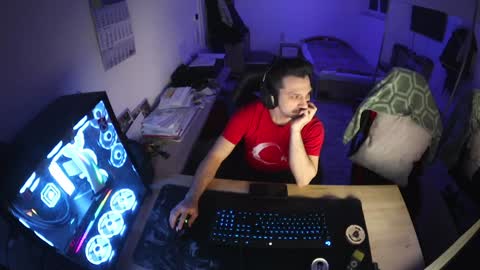 Snapshot of darkschneider_ chatting on 01.29.25 darkschneider_ online show from 01.29.25