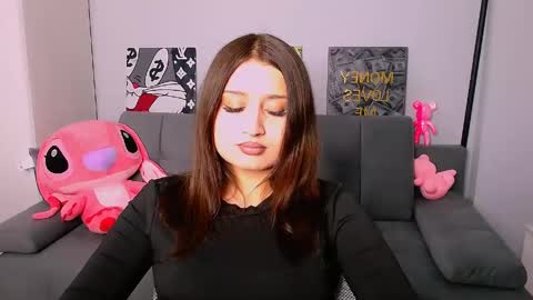 Snapshot of darksidelove_ chatting on 04.19.26 Amelie online show from 04.19.26