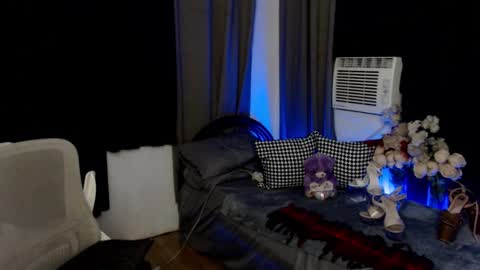 HAPPY BIRTHDAY MISTRESS MADRIANA online show from 12.17.25