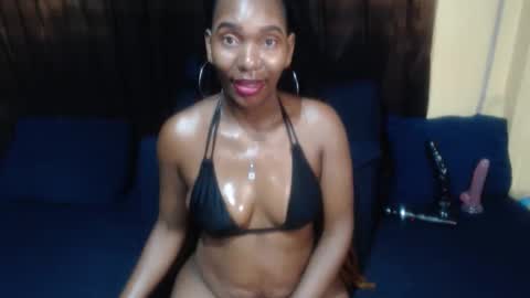 Snapshot of darksultryxx30 chatting on 04.18.26 Darksultryxx30 online show from 04.18.26