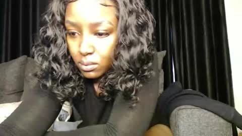 darktanqueen online show from 10.20.25