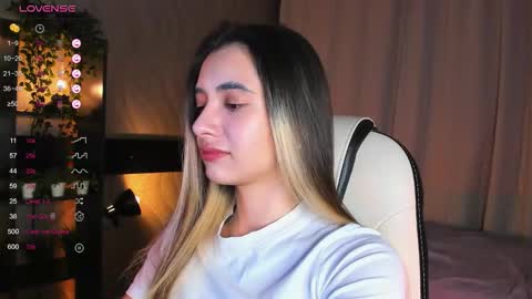 Belle online show from 12.14.25