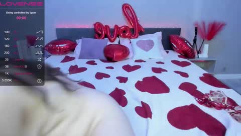 darlenedolce online show from 02.16.25