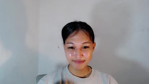 Snapshot of darling_sweetheartxx chatting on 10.21.25 YOUR ATHENA online show from 10.21.25