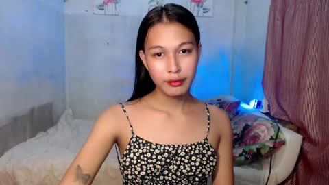 Snapshot of darling_sweetheartxx chatting on 12.02.25 YOUR ATHENA online show from 12.02.25