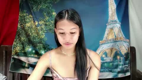 Snapshot of darling_sweetheartxx chatting on 02.11.26 YOUR ATHENA online show from 02.11.26