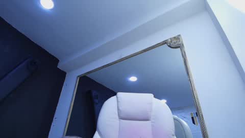 Darling online show from 01.22.25