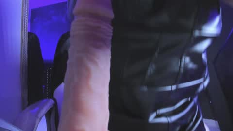 Darling online show from 01.30.25