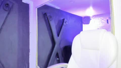 Darling online show from 02.24.25