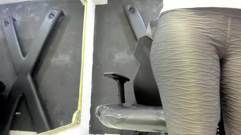 Darling online show from 02.22.26