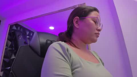 Darling online show from 04.14.26