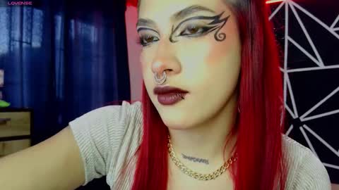 Snapshot of darlyhooper1_ chatting on 11.29.25 Darlyhooper online show from 11.29.25