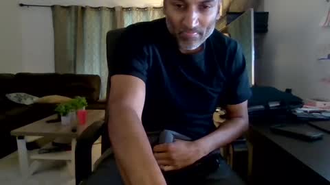 Snapshot of darryl43321 chatting on 10.01.25 darryl43321 online show from 10.01.25