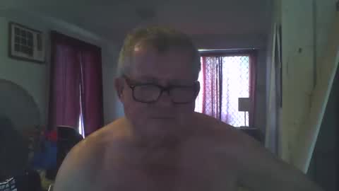 Snapshot of darwincock chatting on 12.29.24 darwincock online show from 12.29.24