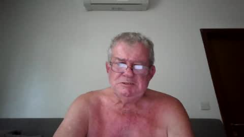 Snapshot of darwincock chatting on 07.01.26 darwincock online show from 07.01.26