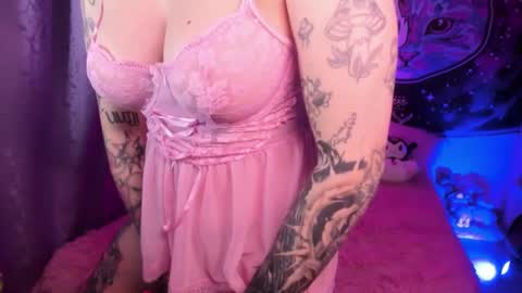 daryimiau online show from 12.22.24