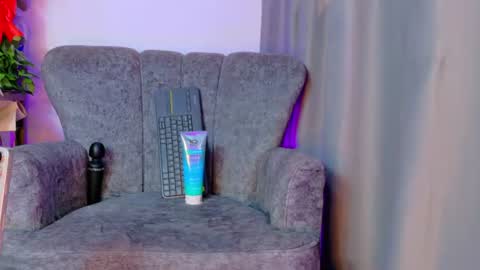 Snapshot of dashab_ chatting on 06.24.26 Maliah online show from 06.24.26