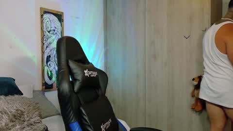 DAVE MAX online show from 02.03.25