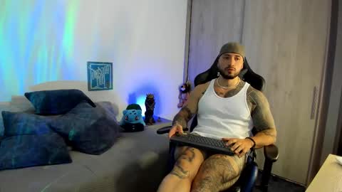 DAVE MAX online show from 11.12.25