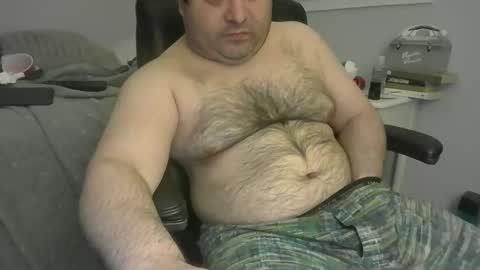 Snapshot of daveishorny1988 chatting on 11.17.25 daveishorny1988 online show from 11.17.25