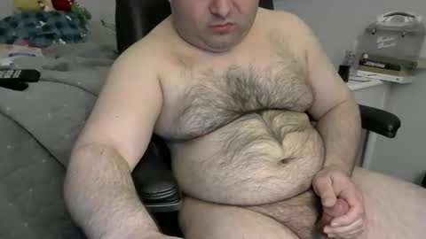 Snapshot of daveishorny1988 chatting on 12.22.25 daveishorny1988 online show from 12.22.25