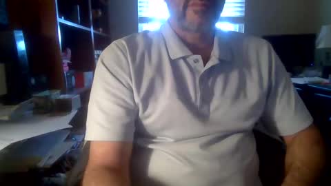 Snapshot of davethebooky chatting on 12.21.24 Dave online show from 12.21.24