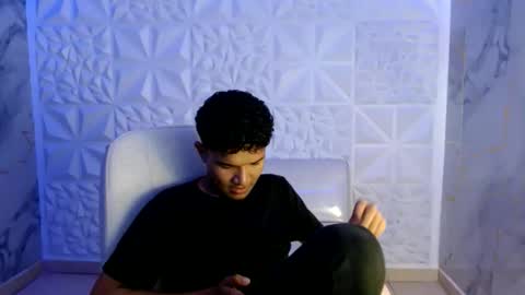 Snapshot of davexxx_ chatting on 06.11.26 Dave online show from 06.11.26