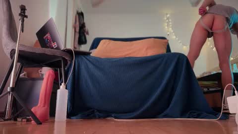 Davey online show from 11.29.25