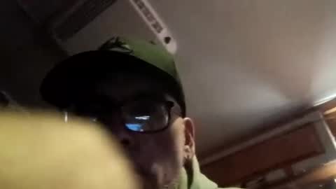 Snapshot of david3031438 chatting on 02.15.26 David1438 online show from 02.15.26