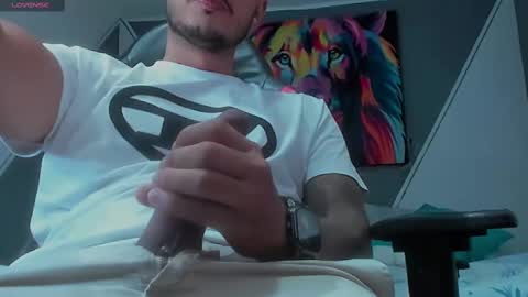 Snapshot of david__ox chatting on 09.13.25 david__ox online show from 09.13.25