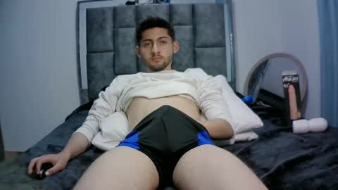 Snapshot of david_asturias chatting on 01.24.25 David Asturias online show from 01.24.25