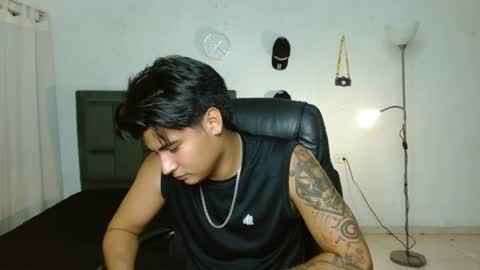 Snapshot of davidbless chatting on 06.19.26 David Bless online show from 06.19.26