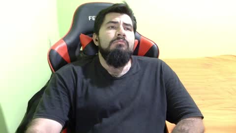 Snapshot of daviddelz chatting on 12.07.24 David online show from 12.07.24