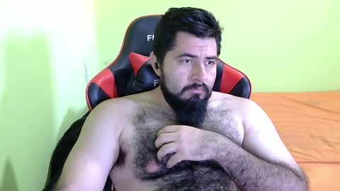 Snapshot of daviddelz chatting on 12.08.24 David online show from 12.08.24