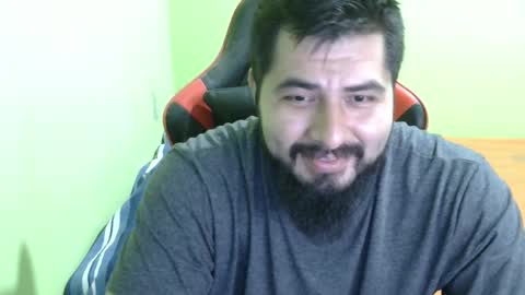 Snapshot of daviddelz chatting on 02.15.25 David online show from 02.15.25