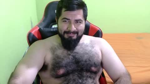 Snapshot of daviddelz chatting on 02.19.25 David online show from 02.19.25