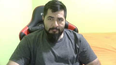 Snapshot of daviddelz chatting on 03.10.25 David online show from 03.10.25