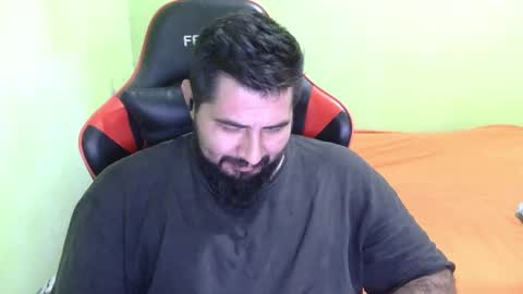 Snapshot of daviddelz chatting on 09.10.25 David online show from 09.10.25