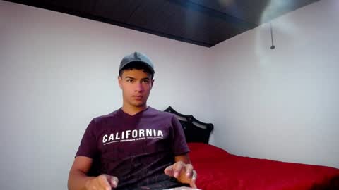 Snapshot of davidkaloc chatting on 01.13.25 David online show from 01.13.25